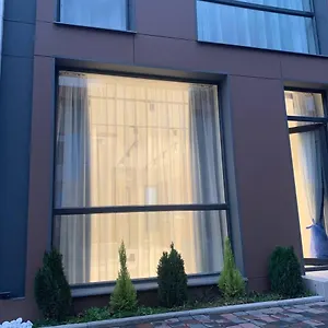 Gq Villas In Polo Parklane Вилла