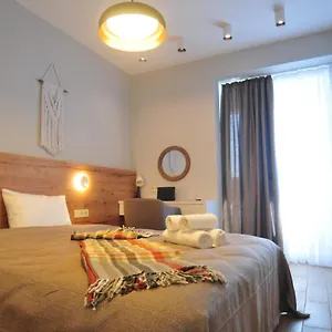 Sea View Near To The Dancing And Music Fountains Апартаменты